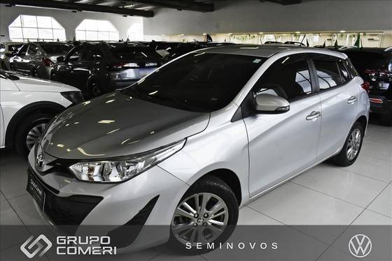 TOYOTA YARIS 1.5 16V FLEX XL PLUS CONNECT MULTIDRIVE TOYOTA YARIS 1.5 16V FLEX XL PLUS CONNECT MULTIDRIVE